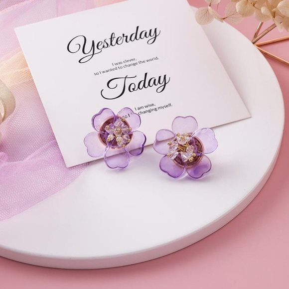 ❤️️NEW UNIQUE Flower Handmade Stud  Earrings F15 - Picture 5 of 8
